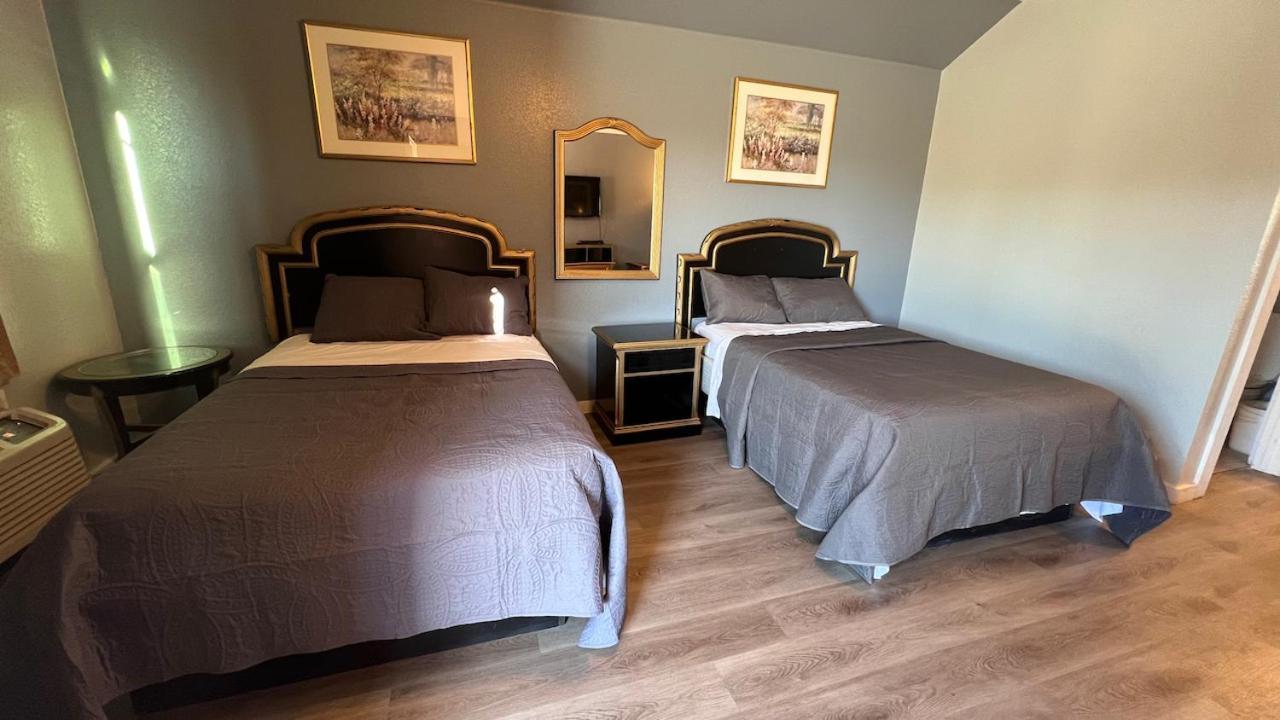 Texas Lodge Kenedy 외부 사진